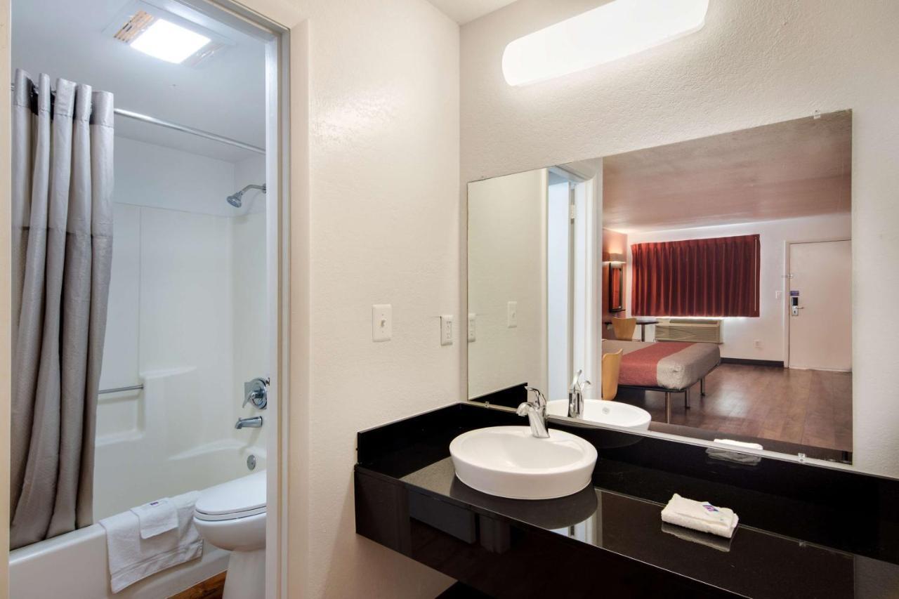Motel 6-Bremen, Ga Luaran gambar